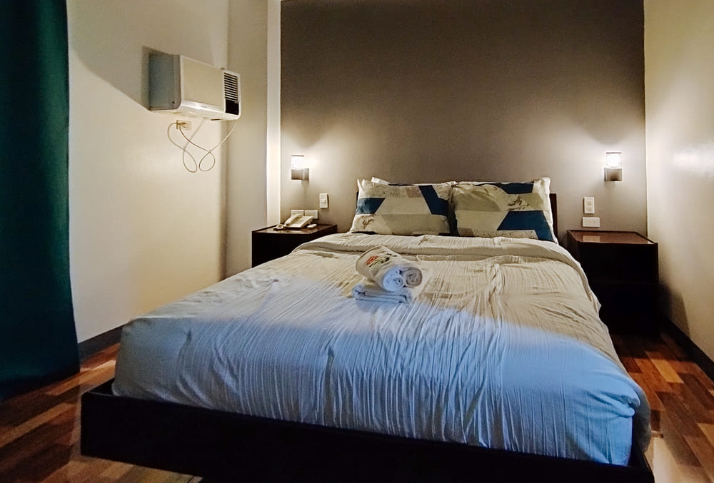 RedDoorz Deluxe Room