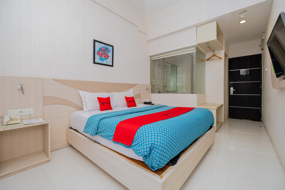 RedDoorz Room