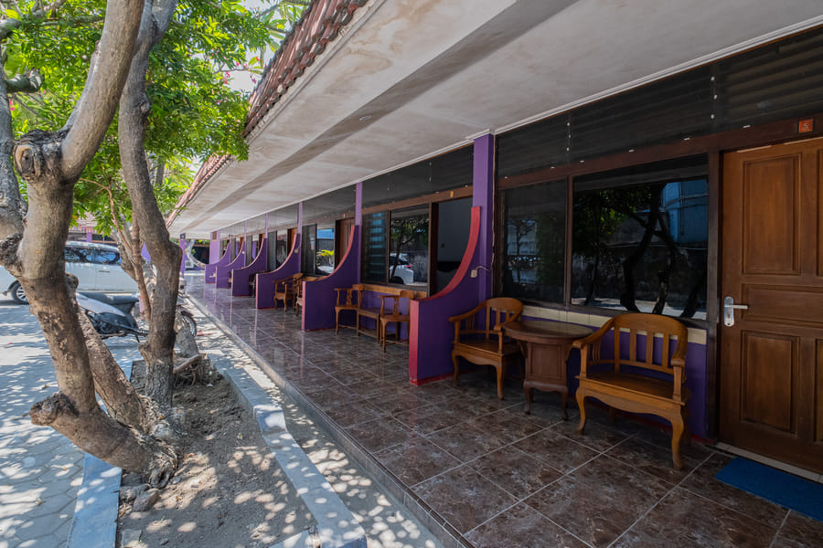 RedDoorz near Bojonegoro Train Station