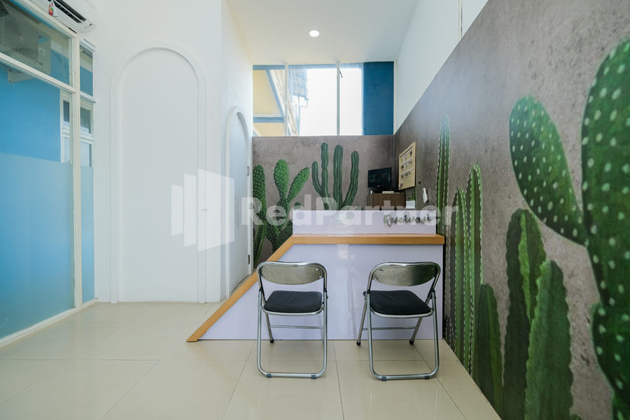 Grand Kencana Guesthouse Syariah near Wisata Bahari Lamongan