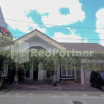 Just 11 Boutique Syariah RedPartner near UGM Yogyakarta