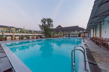 Urbanview Hotel Crown Tasikmalaya by RedDoorz