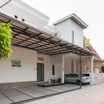 Urbanview Don Juan Pondok Gede