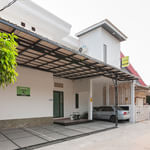 Urbanview Don Juan Pondok Gede