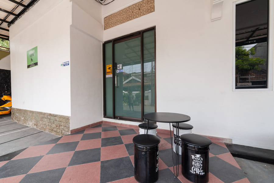 Urbanview Don Juan Pondok Gede