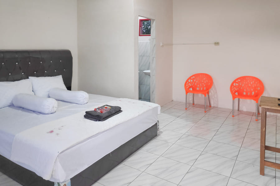 RedDoorz @ Jalan Ujung Aji Berastagi