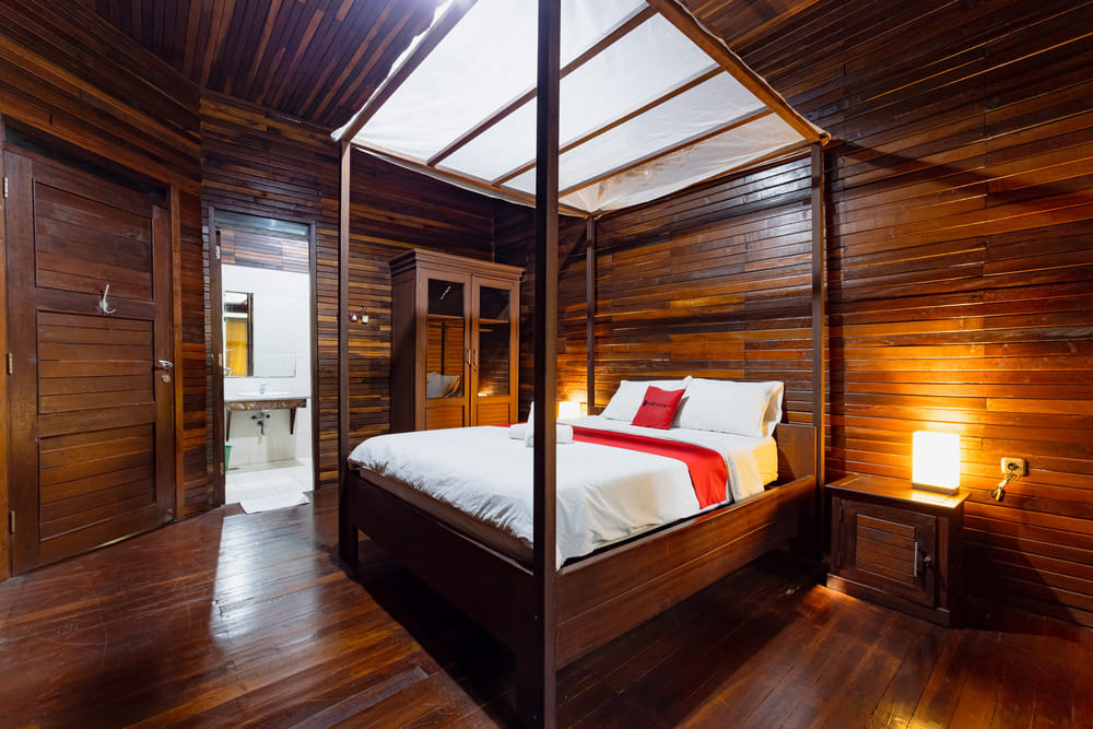 RedDoorz Room