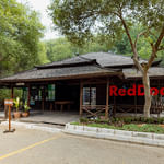 RedDoorz Resort @ Taman Wisata Mangrove