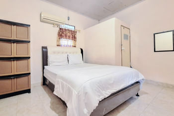 Handira Homestay Syariah Padang RedPartner