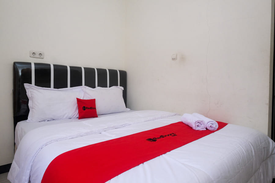 RedDoorz Syariah @ Jalan Dieng Wonosobo 2