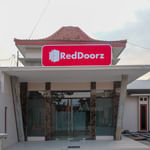 RedDoorz Syariah near Alun Alun Temanggung