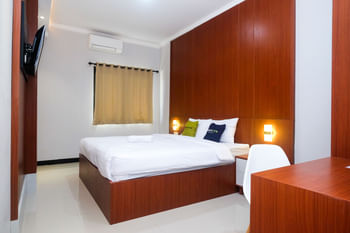 Urbanview Wisma Wirasatya Akpol Semarang by RedDoorz