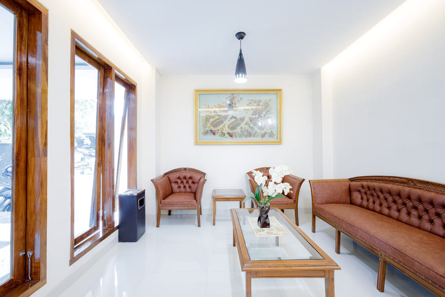 Urbanview Hotel Syariah The Ragunan Residence