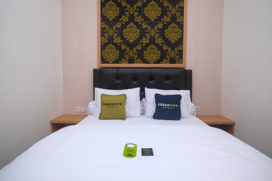 Urbanview Grand Lotus Hotel by RedDoorz