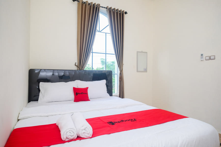 RedDoorz near Terminal Bus Purwokerto