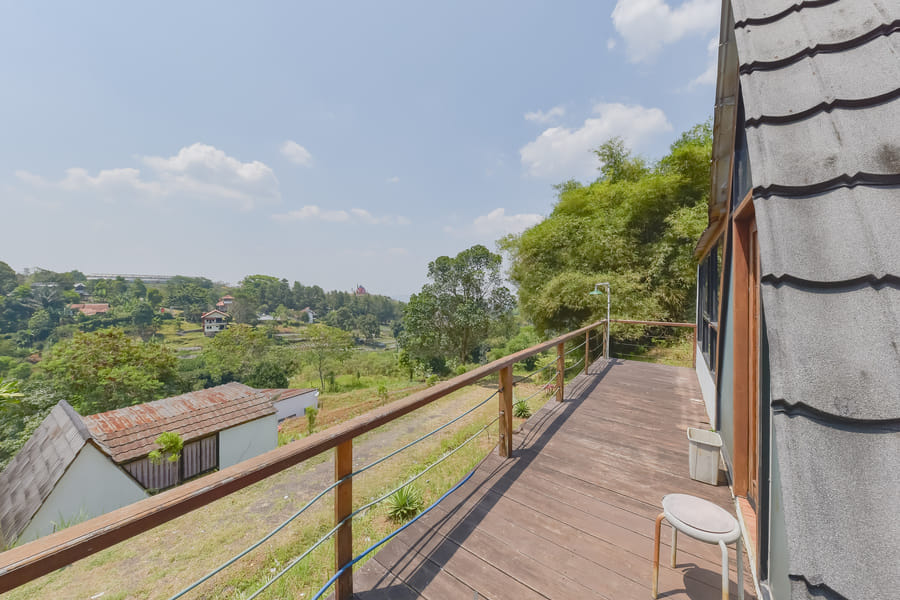 RedDoorz Resort Syariah near DCastello Ciater Subang