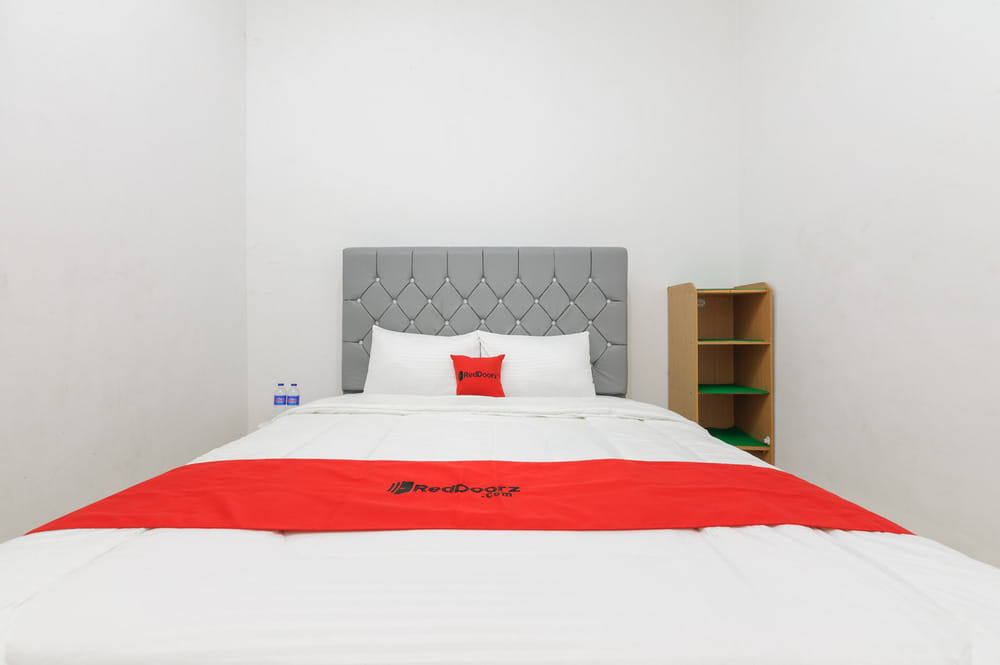 RedDoorz SALE
