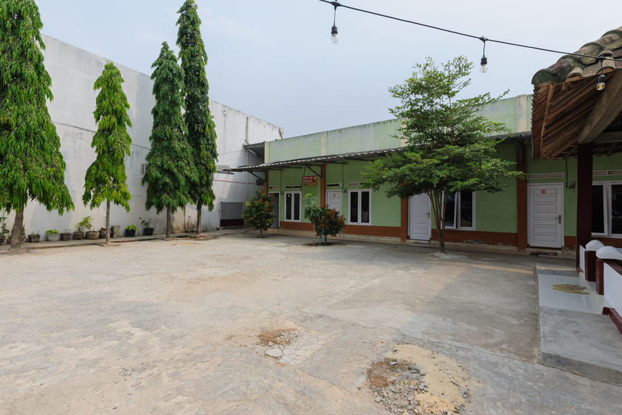 RedDoorz Syariah near UBL Lampung