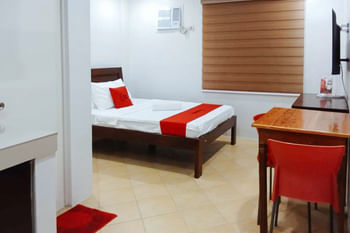 RedDoorz @ David's Travellers Inn Cavite