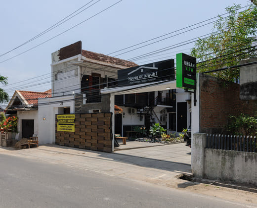 Urbanview Hotel Syariah House of Tuwuh by RedDoorz
