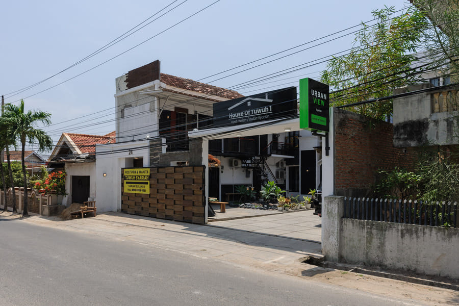 Urbanview Hotel Syariah House of Tuwuh by RedDoorz