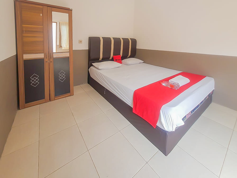 RedDoorz Rooms
