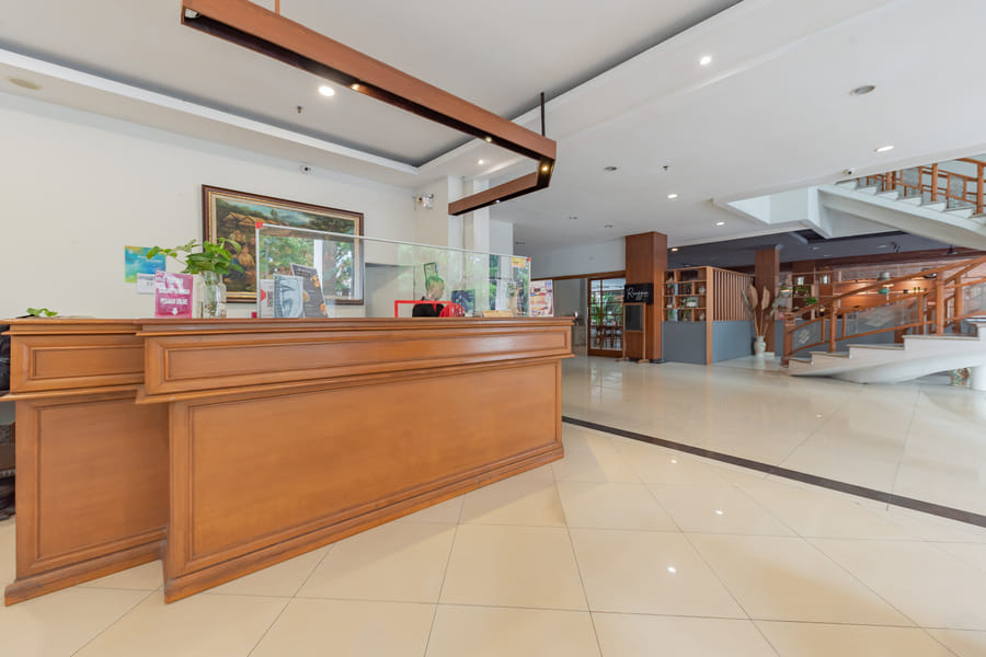 Hotel Yehezkiel Surapati Mitra RedDoorz