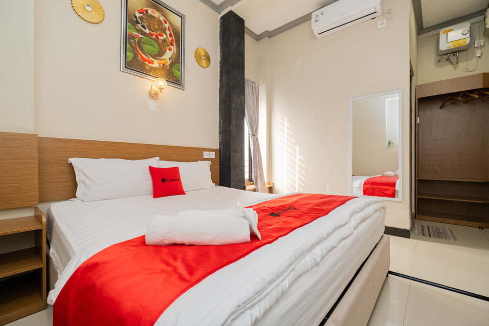 RedDoorz Room