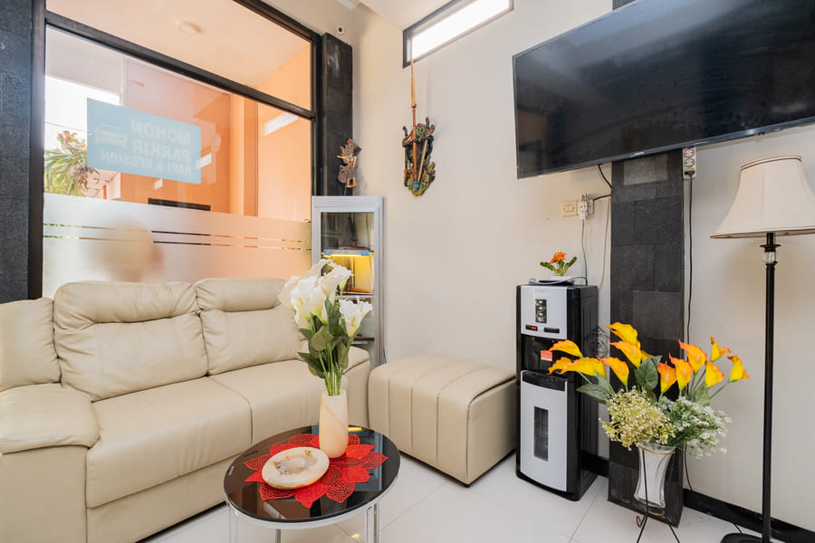 RedDoorz Near Kampung Inggris Pare.