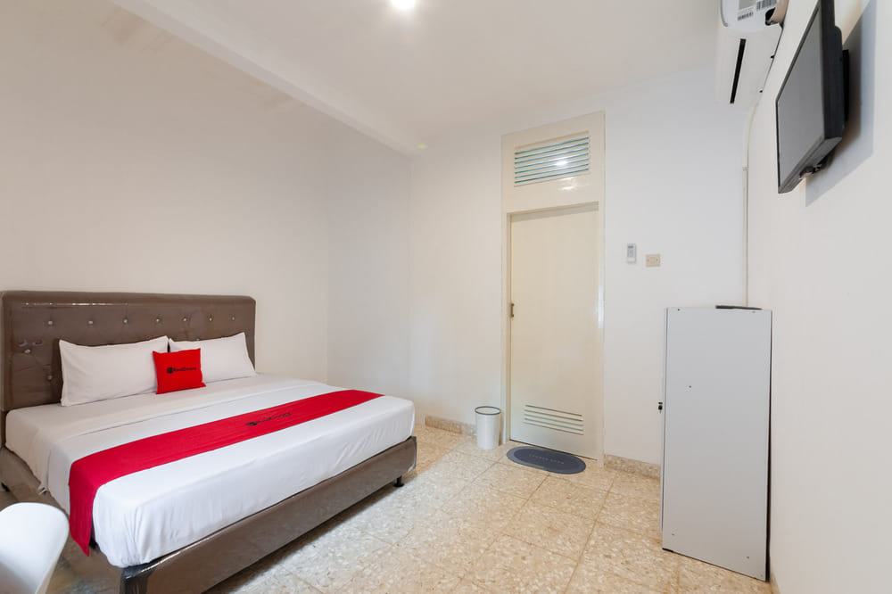 RedDoorz Suite