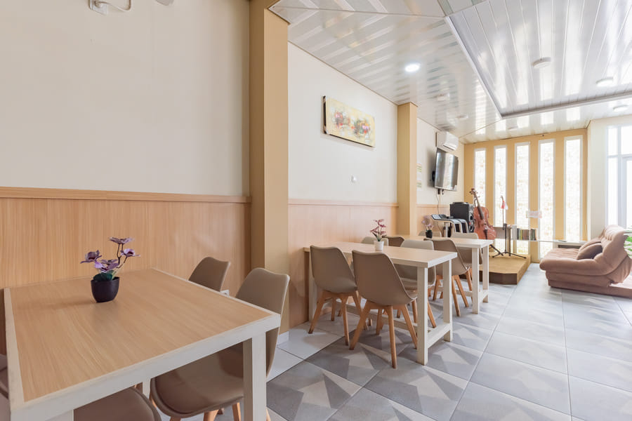 Urbanview Syariah Utami Inn Garut by RedDoorz