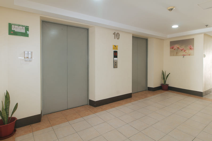 RedDoorz @ BP International Powerhouse Inc. near SM Manila