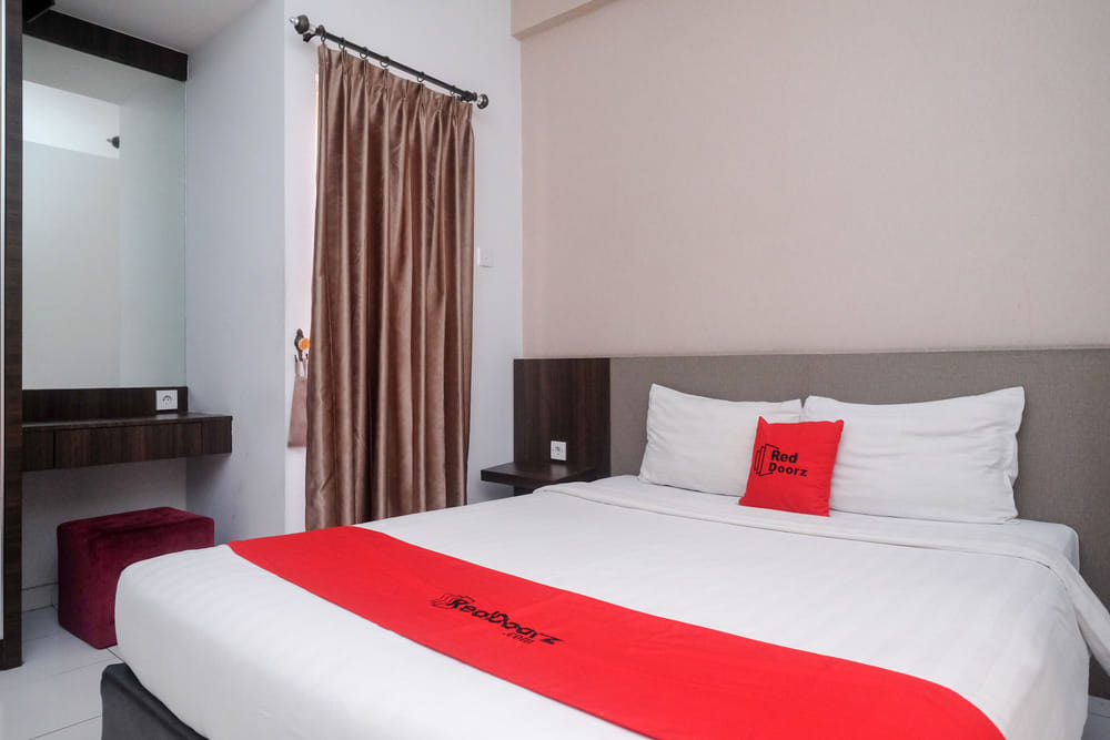 RedDoorz Room