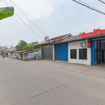 RedDoorz @ Jalan Otista Karawang