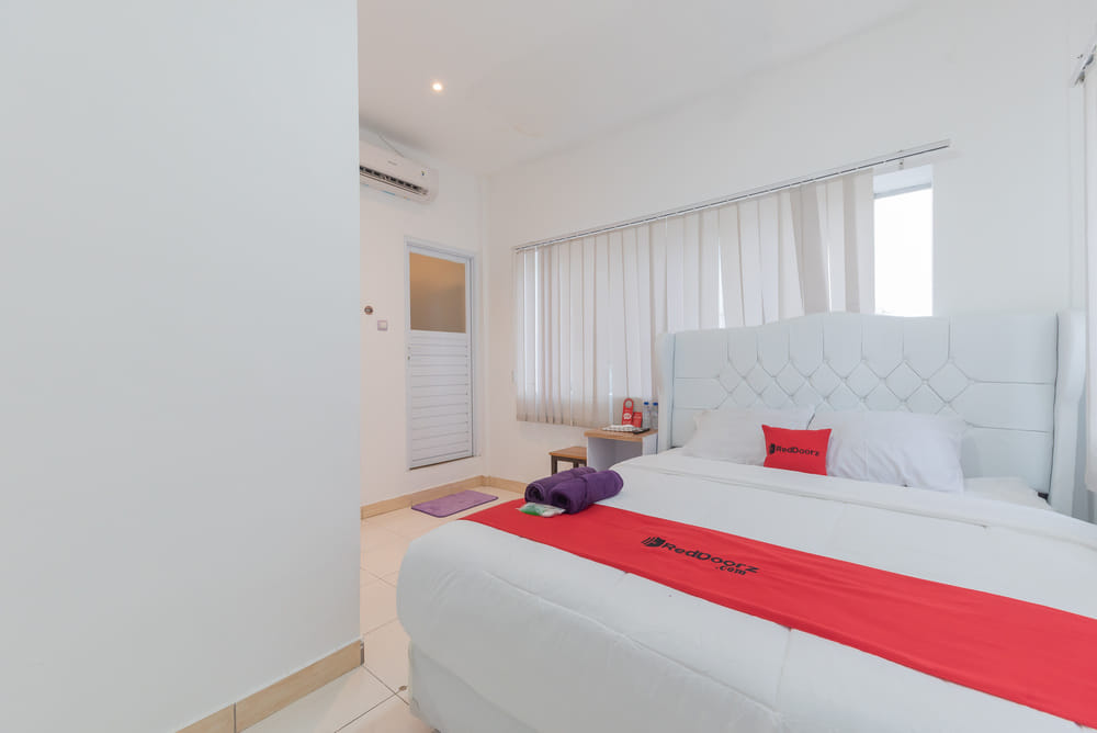 RedDoorz Room