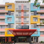Sans Hotel The Green Bekasi by RedDoorz