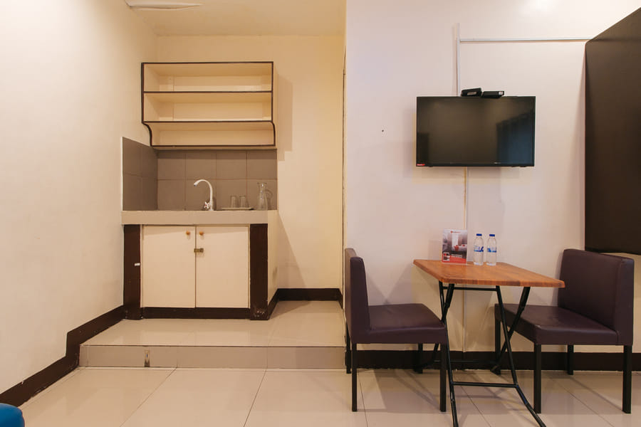 RedDoorz @ VCat Apartelle Sampaloc Manila