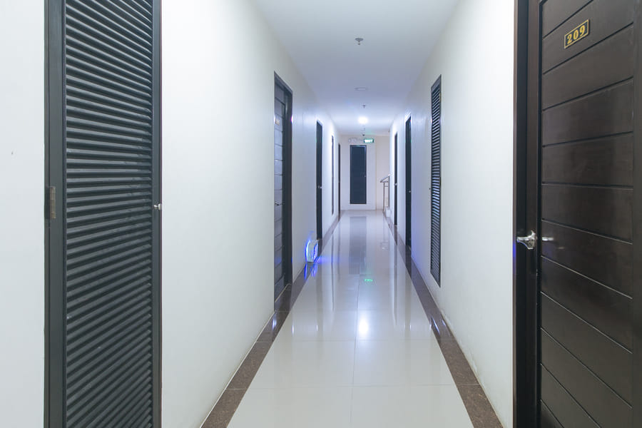 RedDoorz @ Leoncia Apartelle Mandaue City