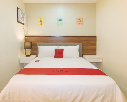 RedDoorz @ Leoncia Apartelle Mandaue City