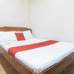 RedDoorz near Talisay District Hospital