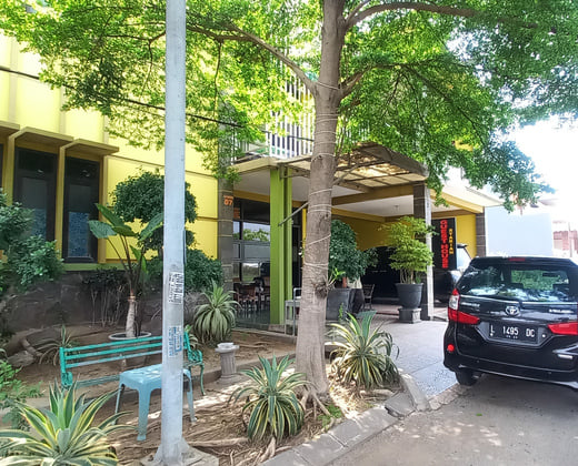RedDoorz Syariah near Bypass Krian