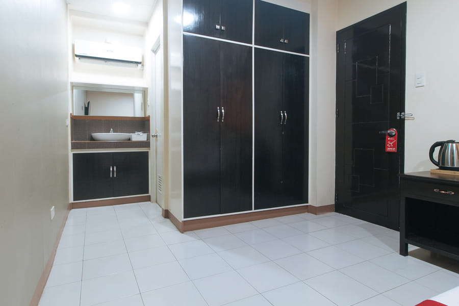 RedDoorz @ Cion Suites Mintal Davao