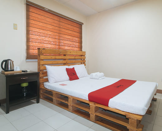 RedDoorz @ Cion Suites Mintal Davao