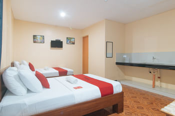 RedDoorz @ Casa Buena Dormitel Davao City