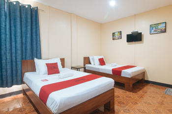 RedDoorz @ Casa Buena Dormitel Davao City