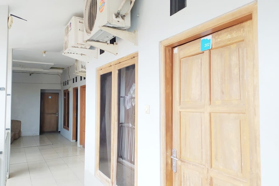 RedDoorz @ DeAmartaLoka Colomadu Solo