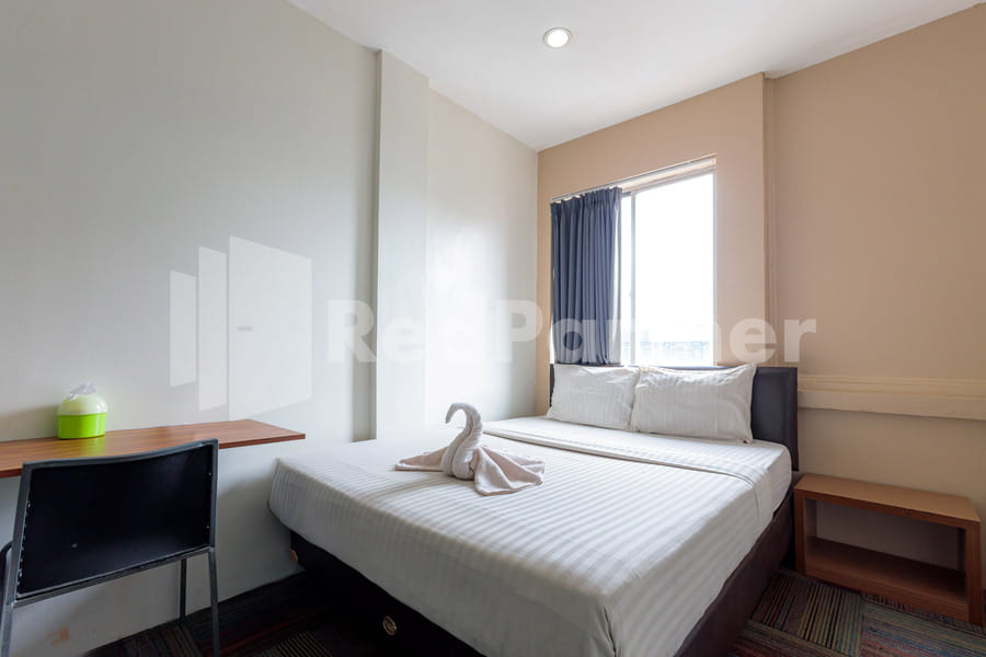 Ichiza Room RedPartner