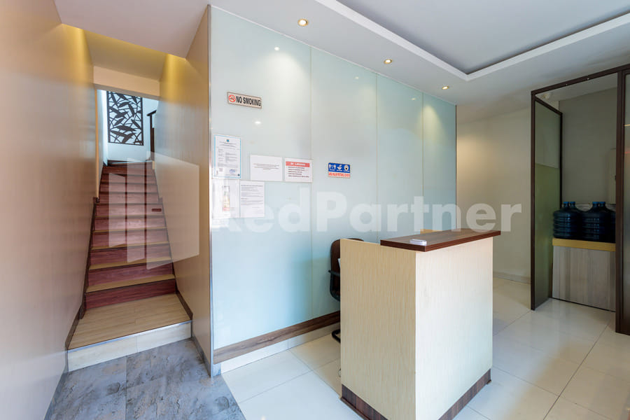 Ichiza Room RedPartner