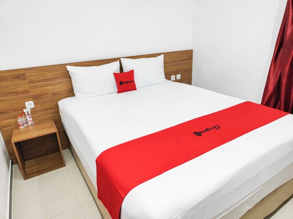 RedDoorz SALE