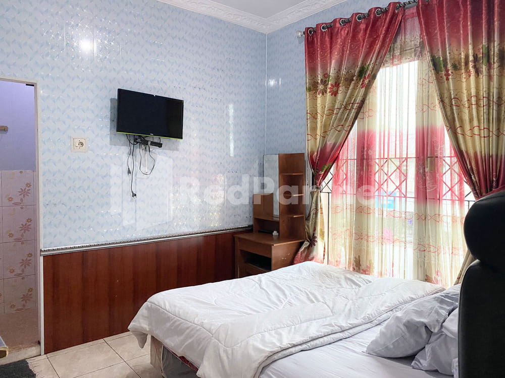 SALE Room